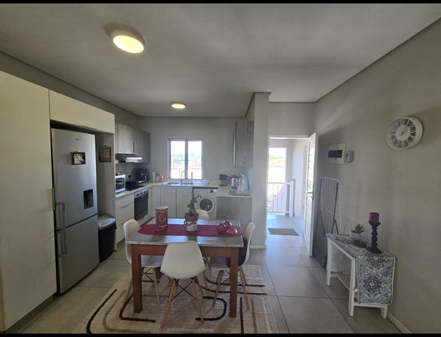 2 BEDROOM APARTMENT TO LET IN MANOR ESTATES